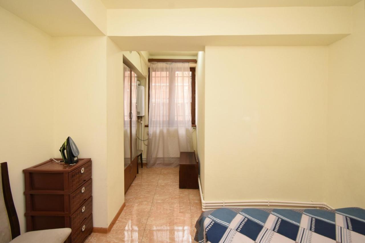 A&X Hostel And Tours Erivan Dış mekan fotoğraf