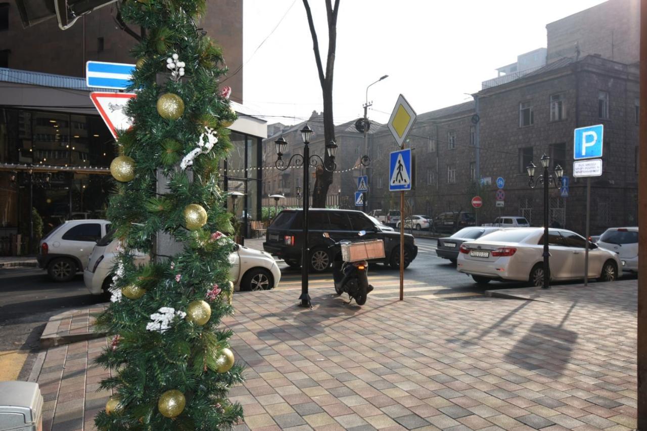 A&X Hostel And Tours Erivan Dış mekan fotoğraf