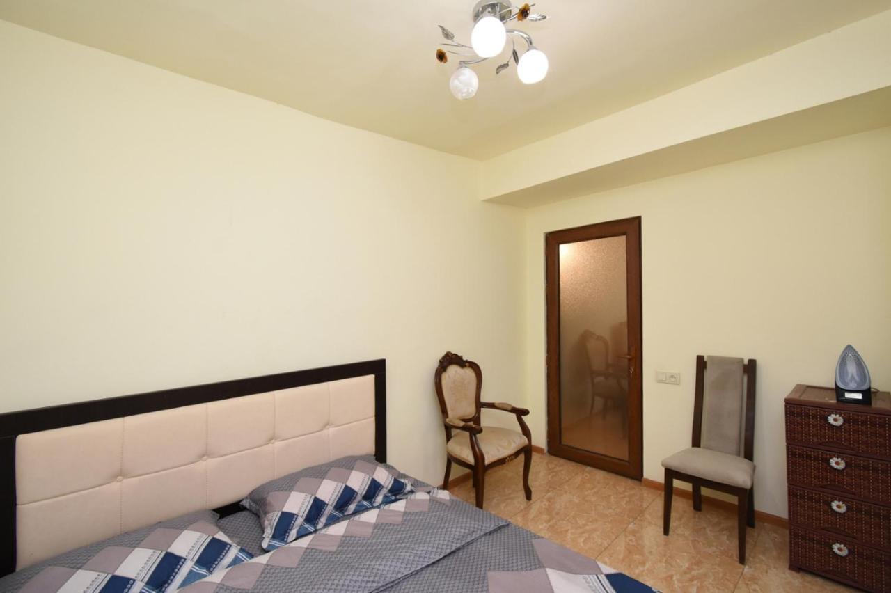 A&X Hostel And Tours Erivan Dış mekan fotoğraf