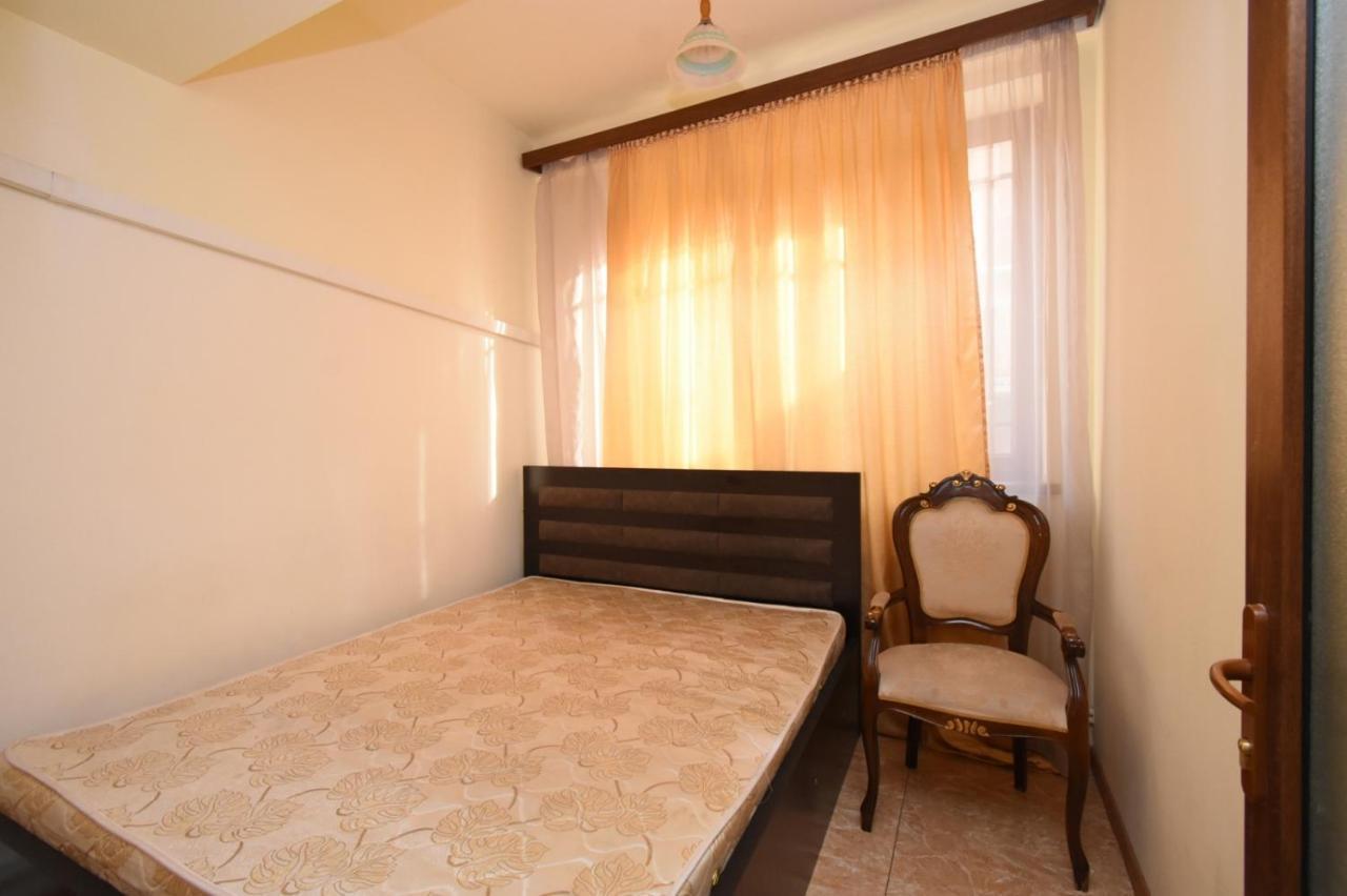A&X Hostel And Tours Erivan Dış mekan fotoğraf
