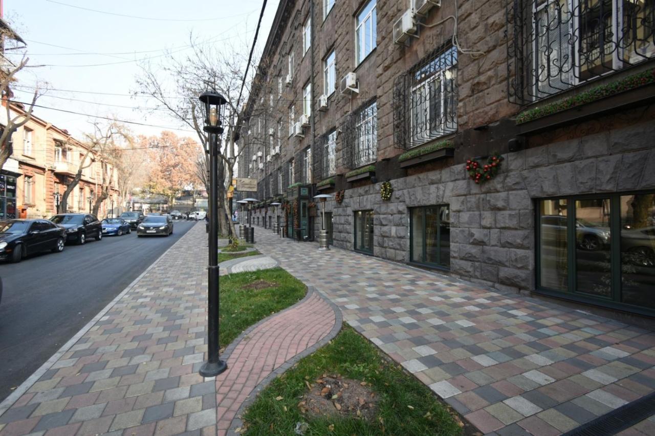 A&X Hostel And Tours Erivan Dış mekan fotoğraf