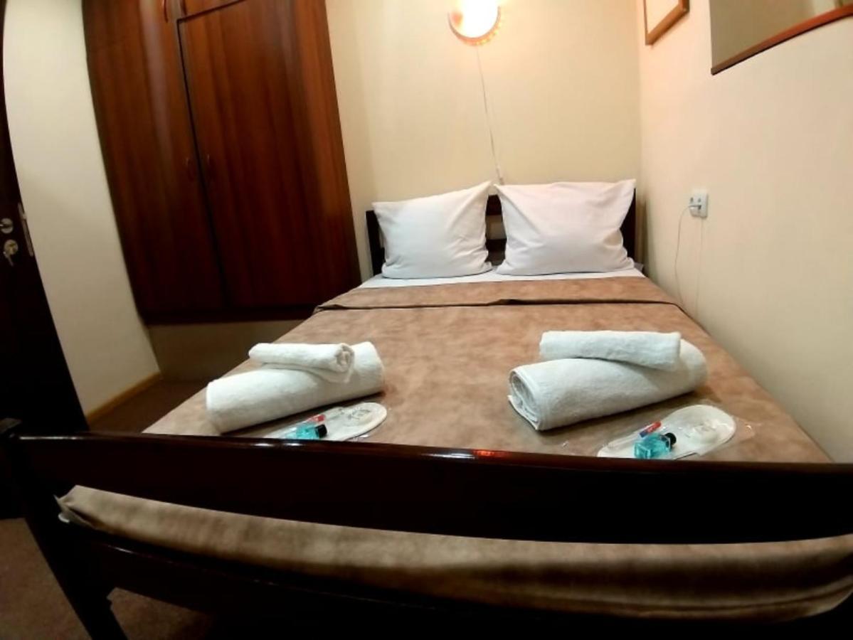 A&X Hostel And Tours Erivan Dış mekan fotoğraf